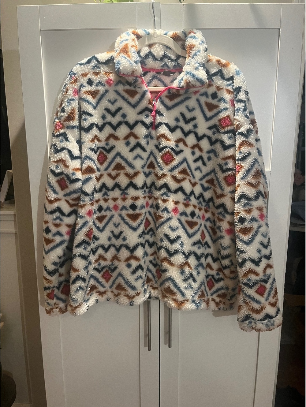 Eddie Bauer Women's XL Plush 1/4 Zip Fleece Jacket with Geometric Pattern